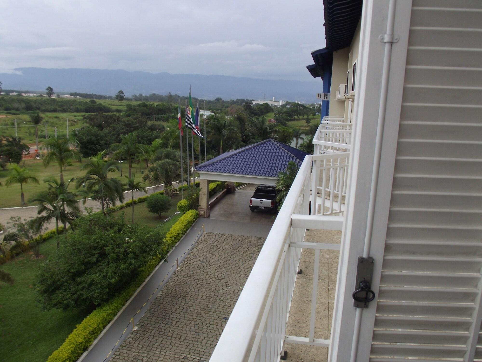 Colonial Plaza Hotel Pindamonhangaba Εξωτερικό φωτογραφία